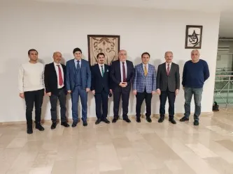 Sivas Turizm Derneği Şiir ve Şehir Sohbetleri Programı Düzenledi