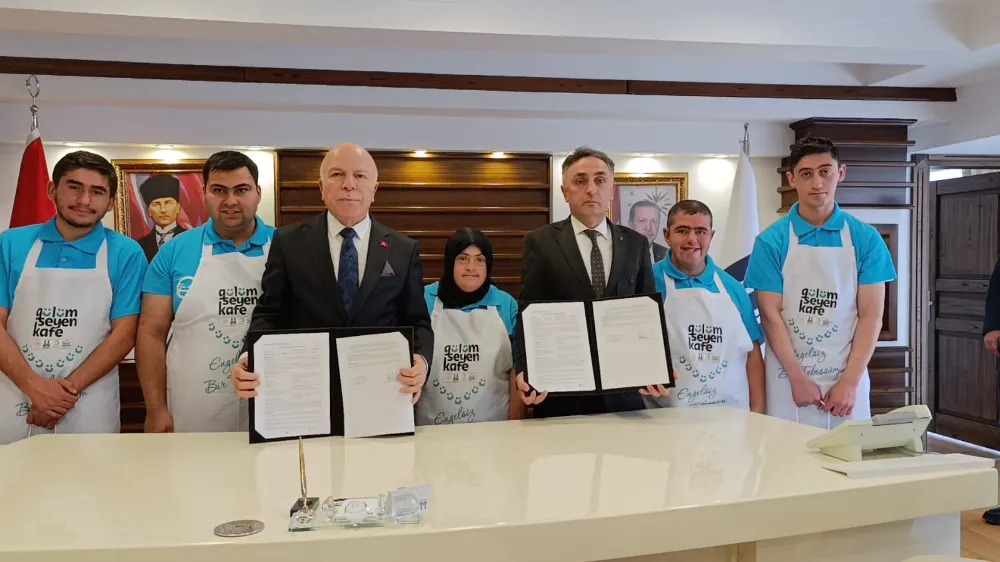 Erzurum’da Engellilere Yönelik Örnek Proje “Gülümseyen Down Cafe” Hizmete Girdi 