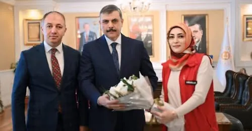 Gençlik Haftası Kutlamaları Kapsamında Erzurum Valisi Ziyaret Edildi